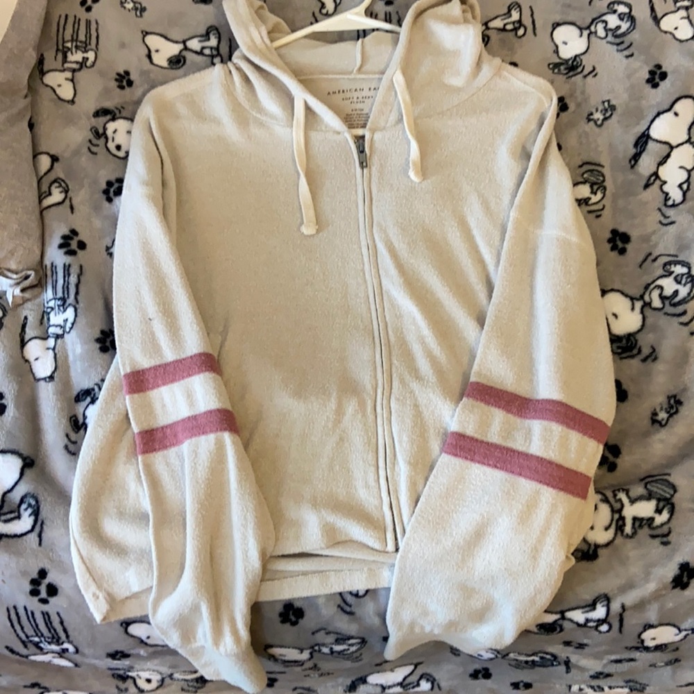 American eagle sweater